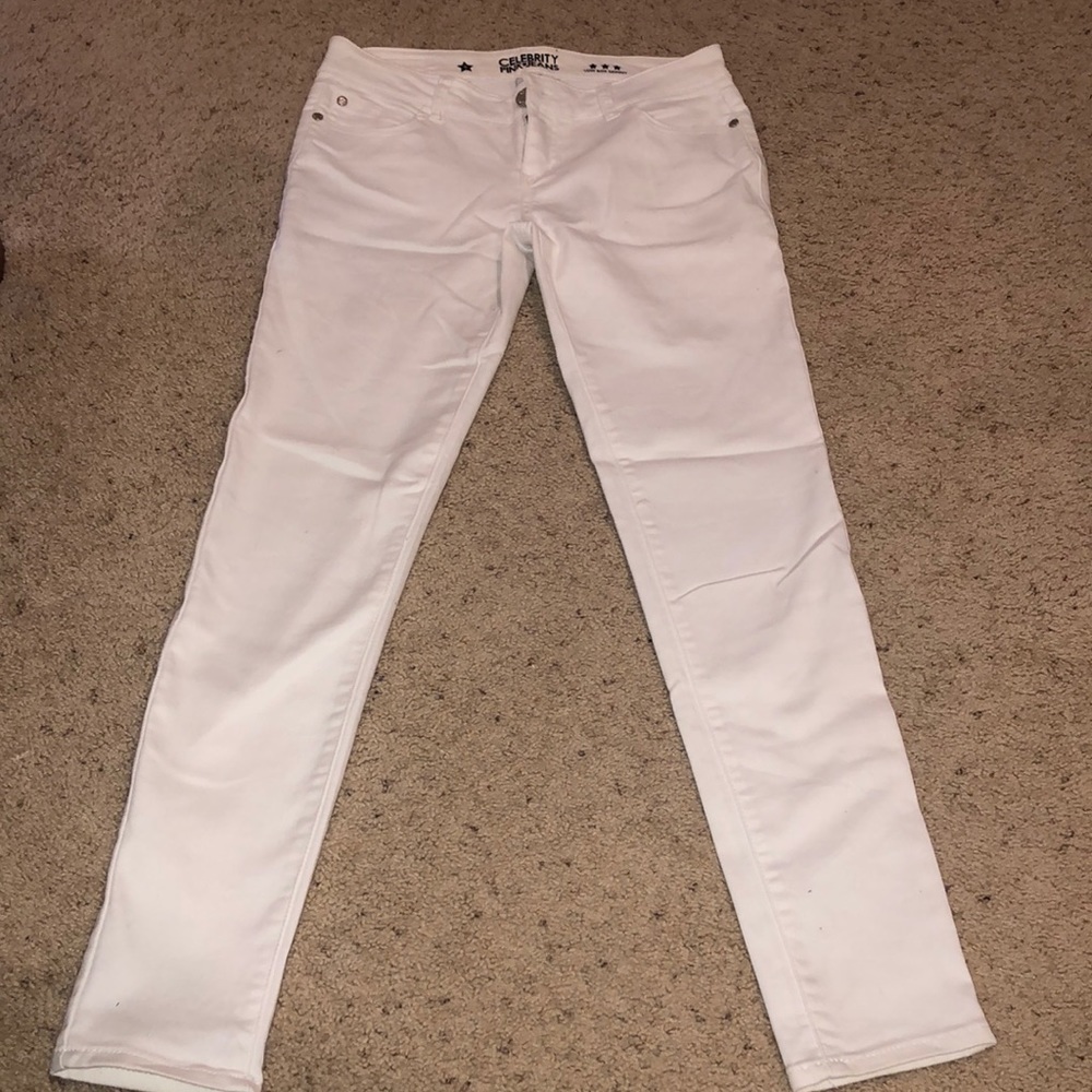 Celebrity Pink Jeans.  White low rise skinny size 9